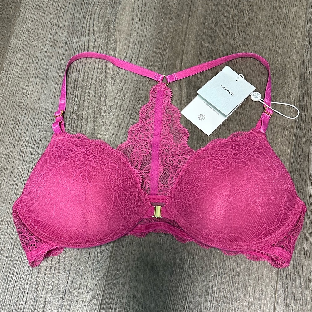NWT Pepper Lace lift up bra size 36A